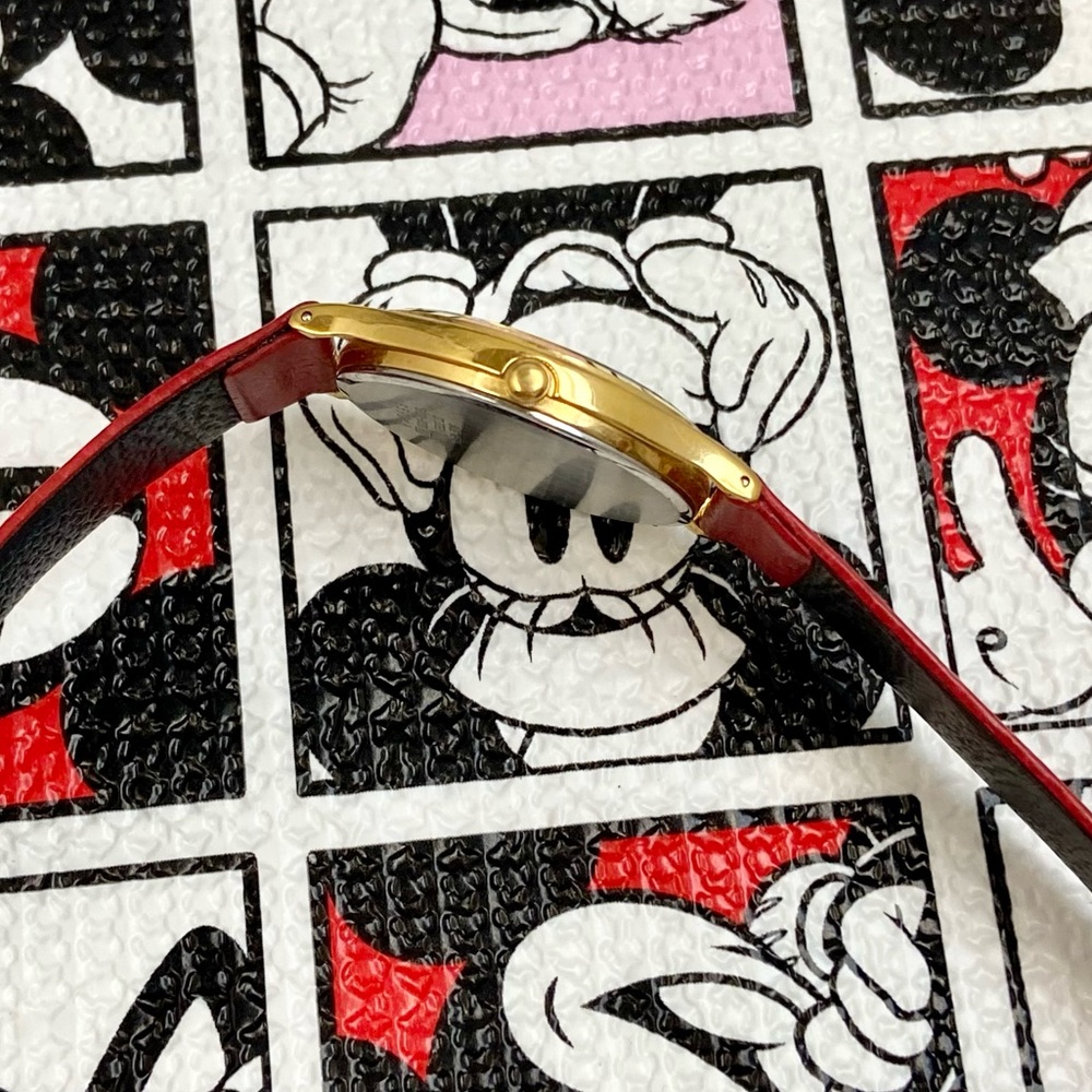Vintage Disney X Seiko Mickey Mouse Men’s Unisex Dress Watch with Moving Arms - Picture 15 of 16